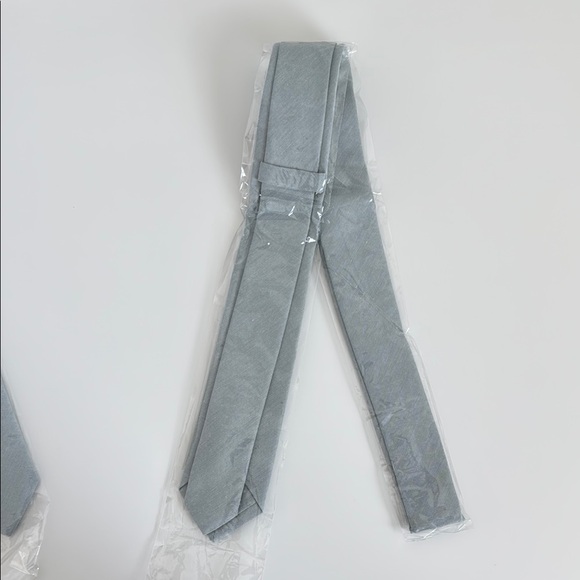 Light Blue Bow Tie and Suspenders Set and 5 ties - Picture 7 of 7